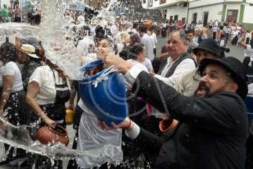 La 50Âª Traída del Agua, en imágenes (Foto TA)